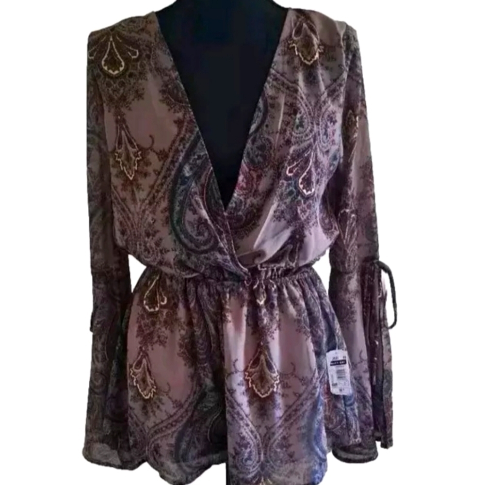 Audrey 3+1 Paisley Purple Grey Romper Size Small NWT Boho Jumpsuit B22#5